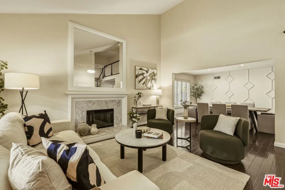 7262 Elmsbury Lane West Hills, CA 91307