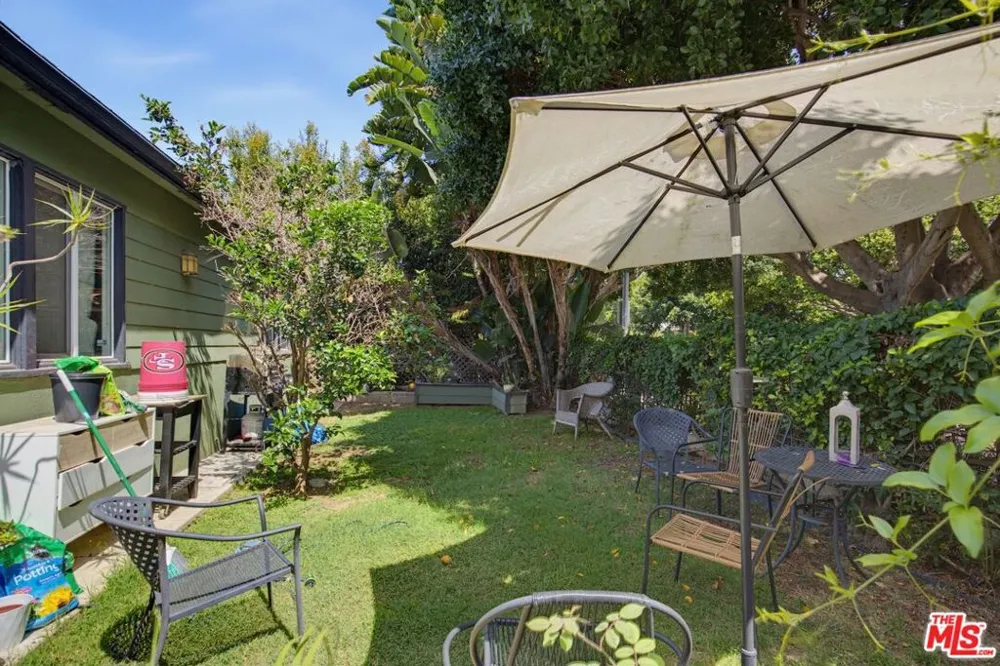 1834 9th Street #5 Santa Monica, CA 90404