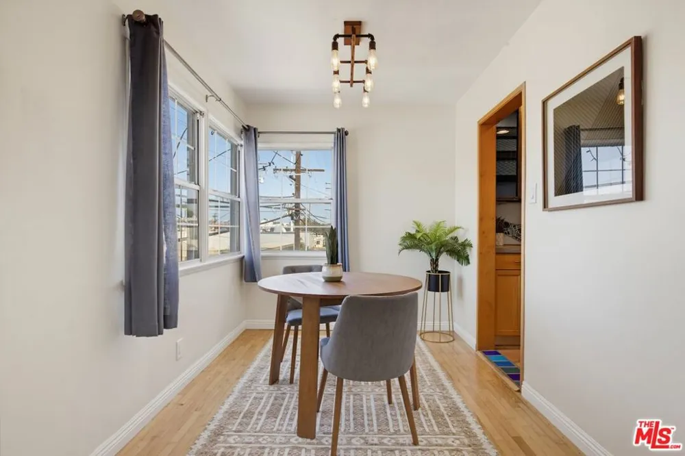 1834 9th Street #5 Santa Monica, CA 90404