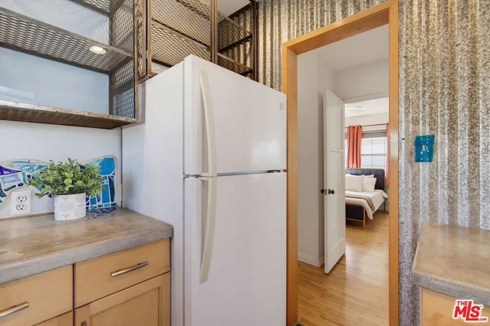 1834 9th Street #5 Santa Monica, CA 90404