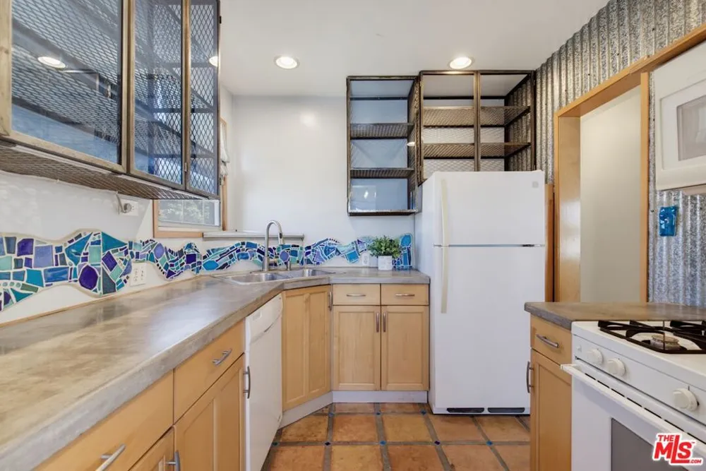 1834 9th Street #5 Santa Monica, CA 90404