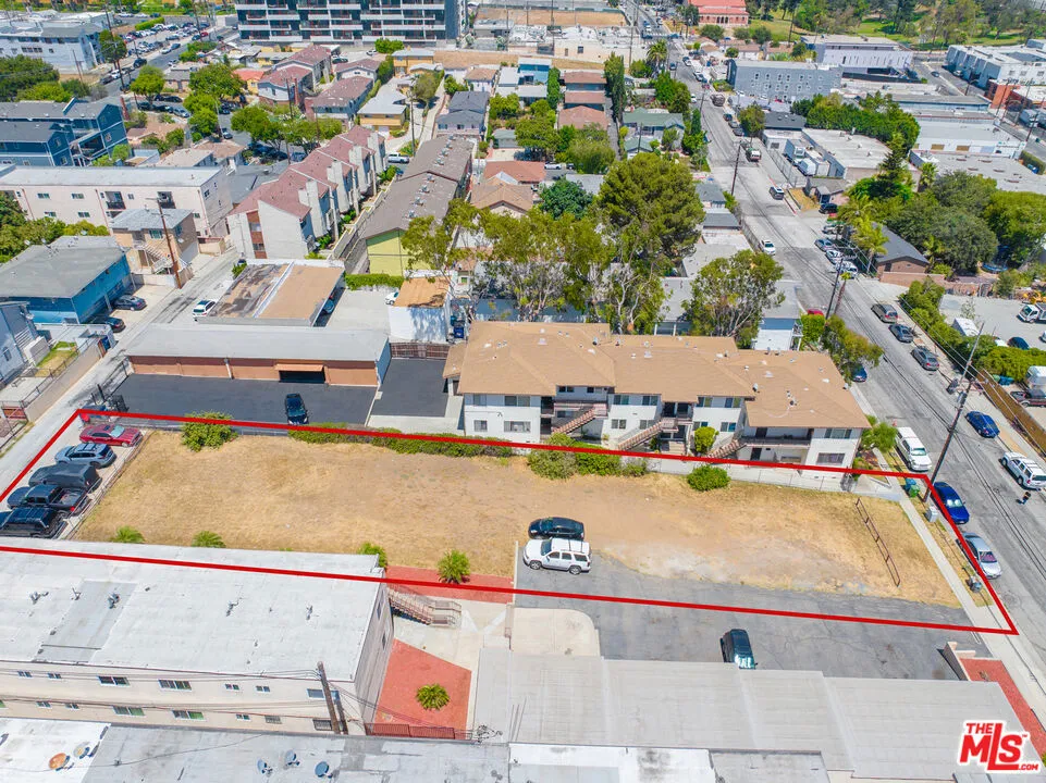 335 Warren Lane Inglewood, CA 90302