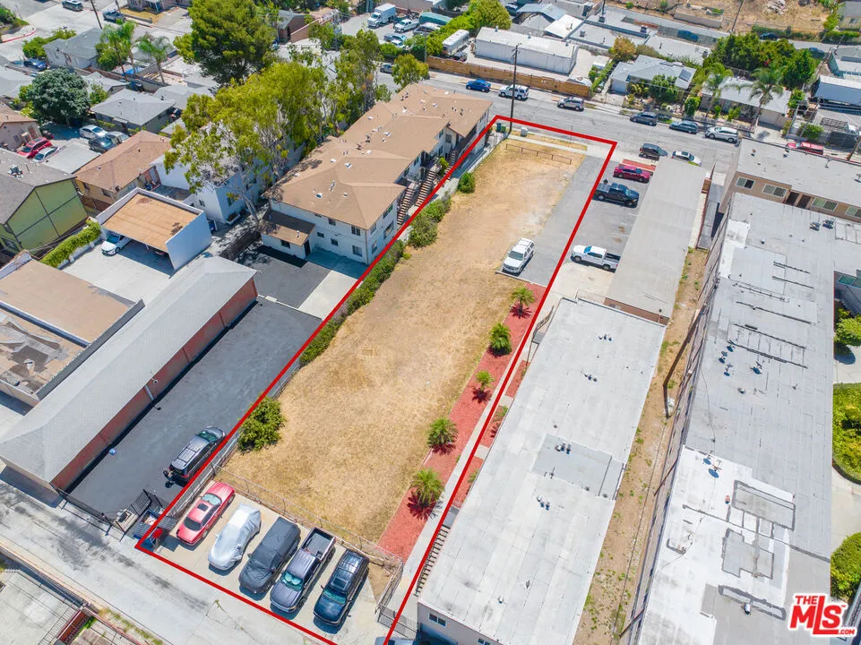 335 Warren Lane Inglewood, CA 90302