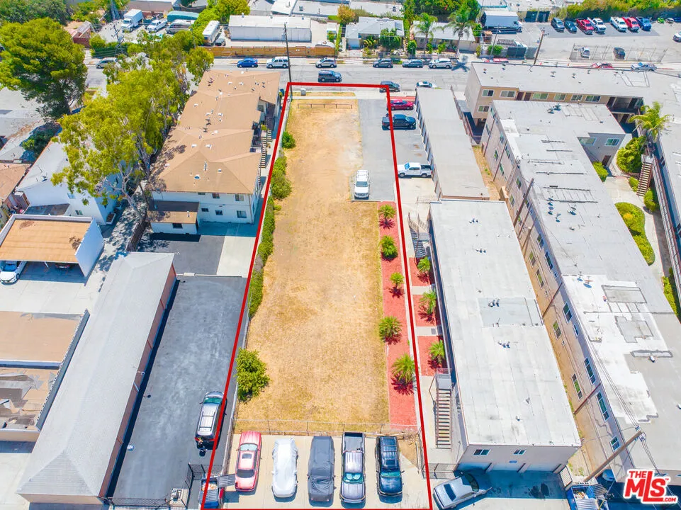 335 Warren Lane Inglewood, CA 90302