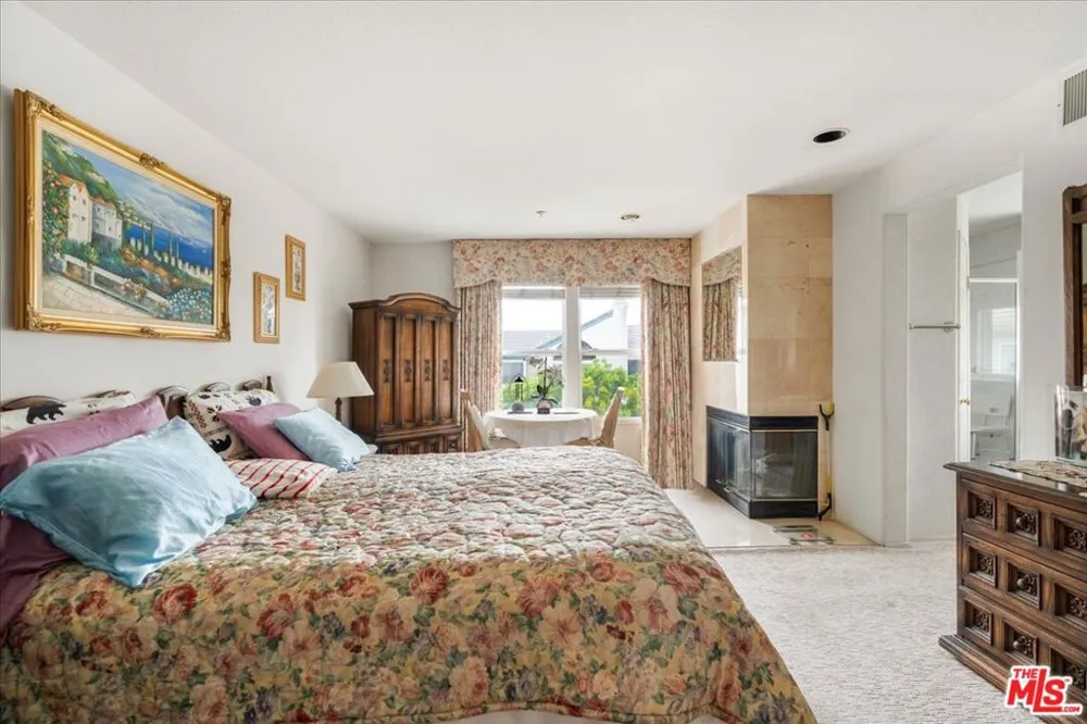 7307 Hannum Avenue Culver City, CA 90230