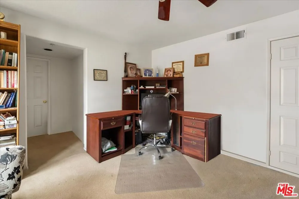 7307 Hannum Avenue Culver City, CA 90230