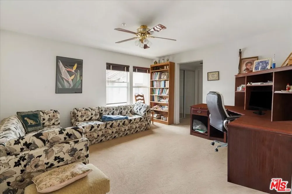 7307 Hannum Avenue Culver City, CA 90230