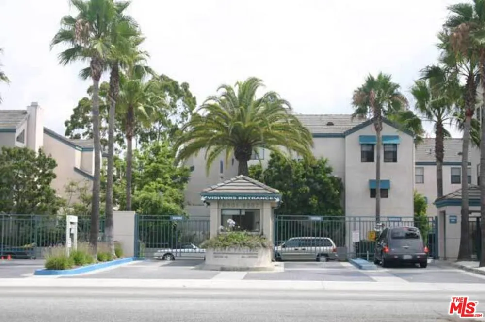 7307 Hannum Avenue Culver City, CA 90230