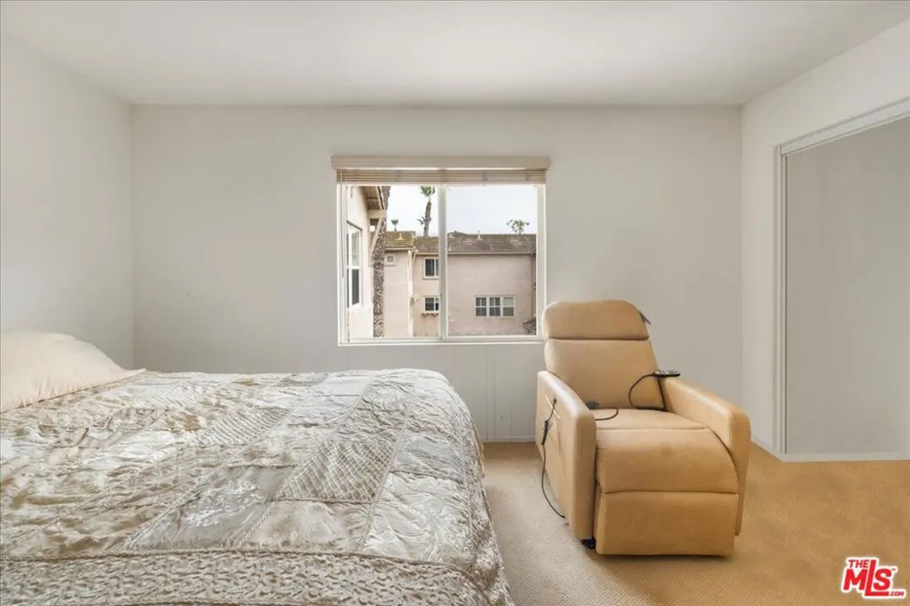 7307 Hannum Avenue Culver City, CA 90230