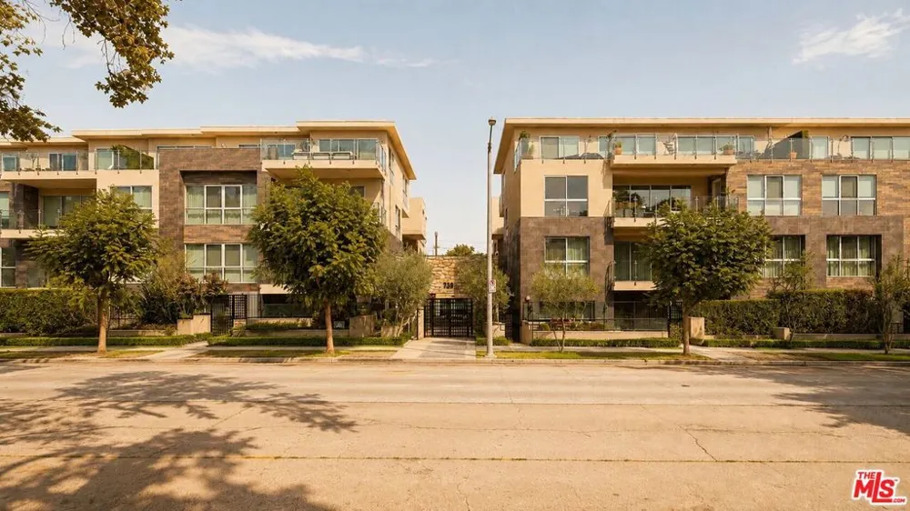 728 Sweetzer Avenue #112 West Hollywood, CA 90069