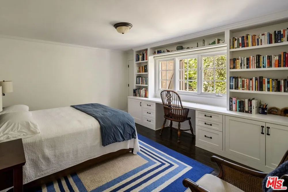 12824 Evanston Street Los Angeles, CA 90049
