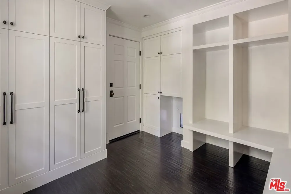 12824 Evanston Street Los Angeles, CA 90049