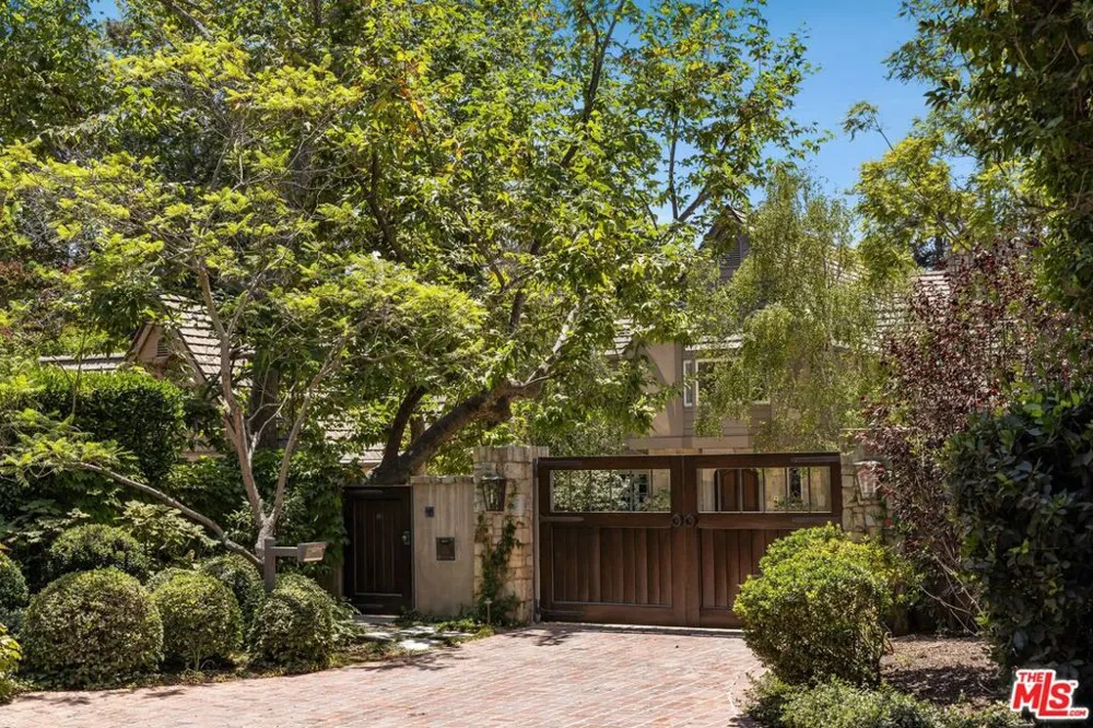12824 Evanston Street Los Angeles, CA 90049