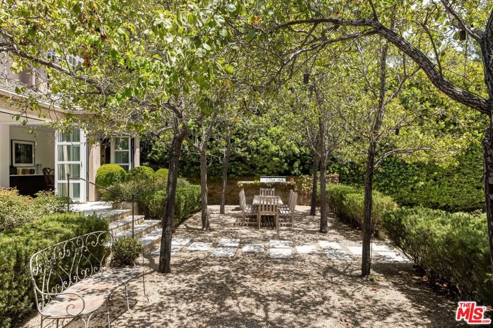 12824 Evanston Street Los Angeles, CA 90049
