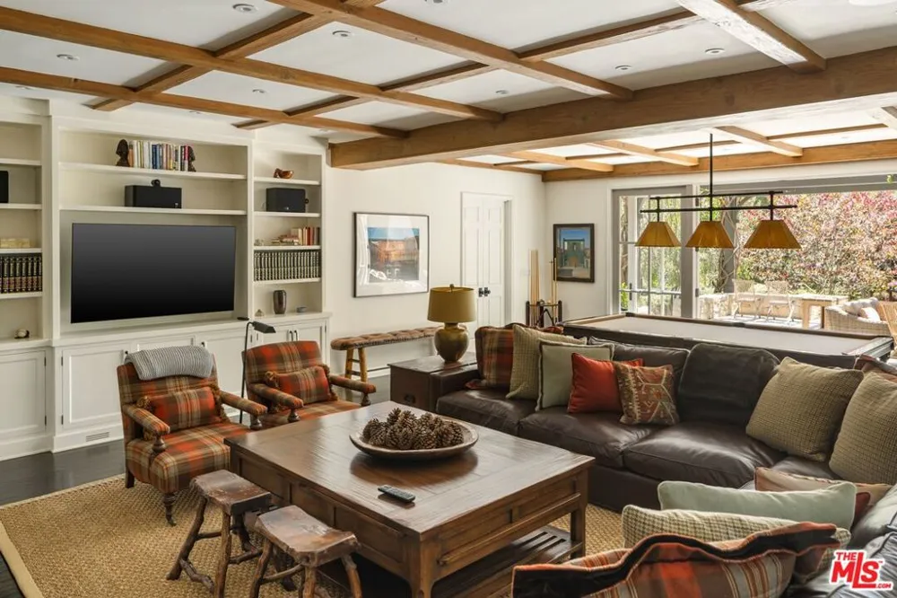 12824 Evanston Street Los Angeles, CA 90049