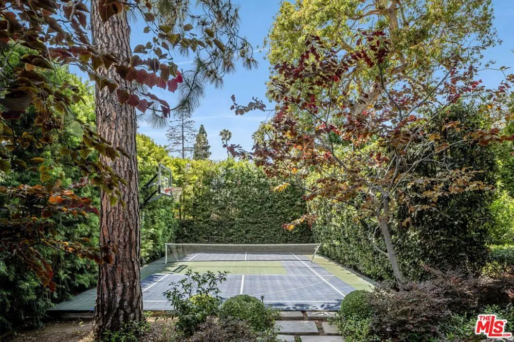 12824 Evanston Street Los Angeles, CA 90049