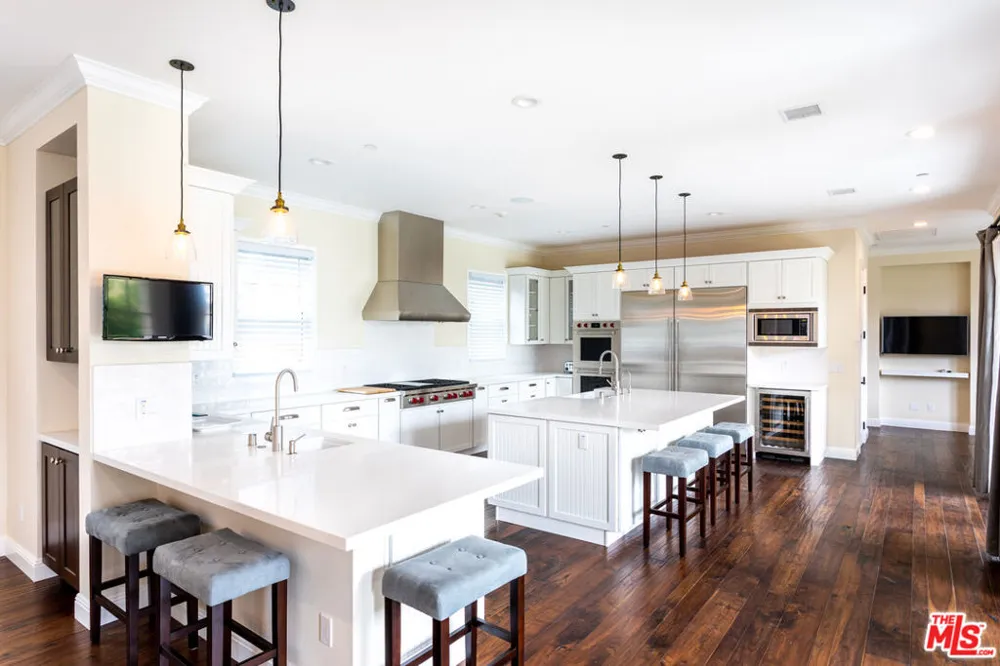 550 San Juan Avenue Venice, CA 90291