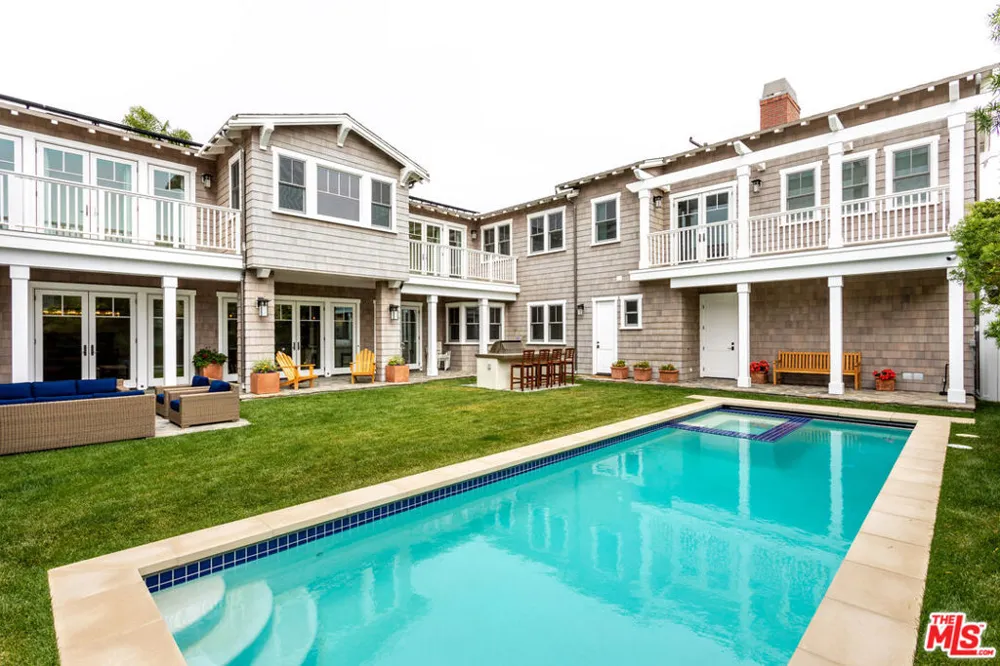 550 San Juan Avenue Venice, CA 90291