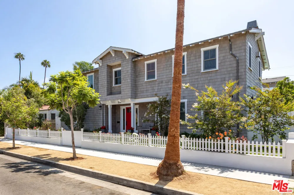 550 San Juan Avenue Venice, CA 90291