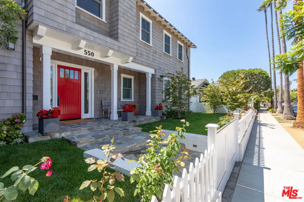 550 San Juan Avenue Venice, CA 90291