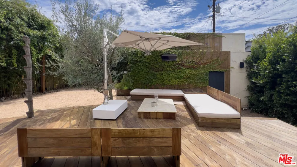 358 11th Street Santa Monica, CA 90402