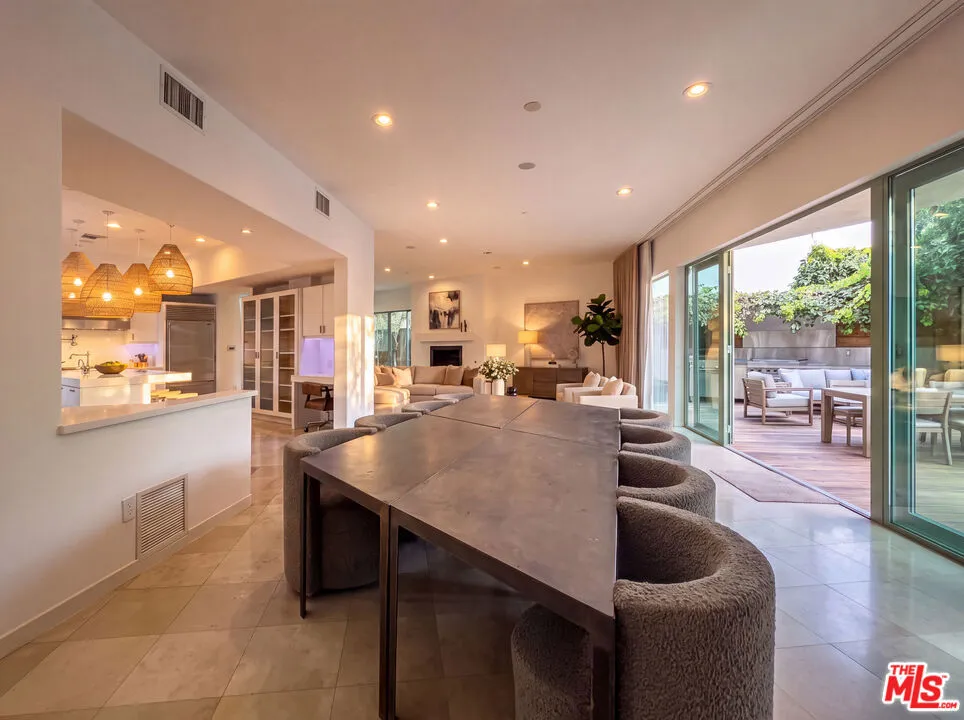 358 11th Street Santa Monica, CA 90402
