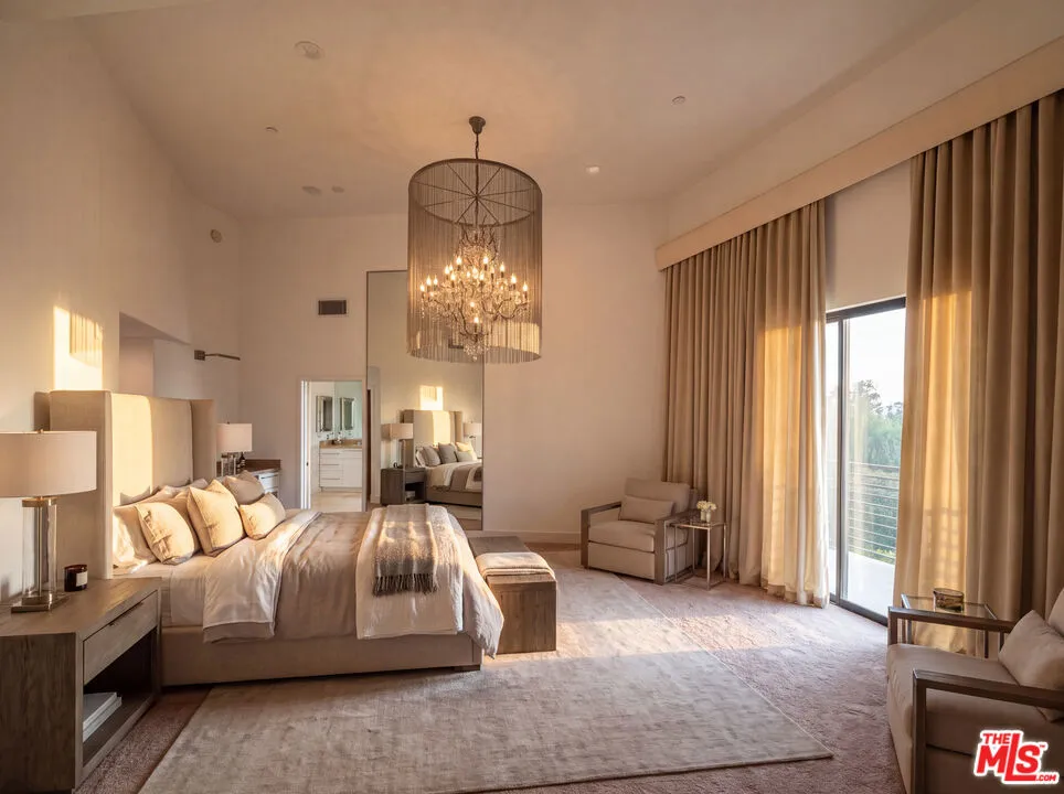 358 11th Street Santa Monica, CA 90402
