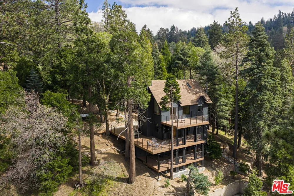 413 Cimarron Lane Lake Arrowhead, CA 92352