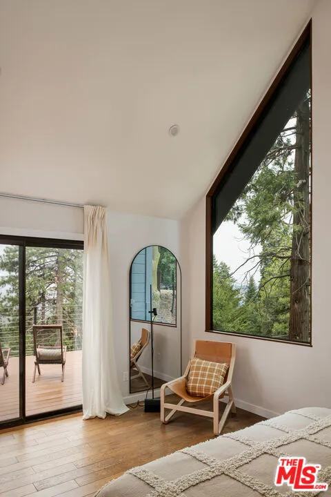413 Cimarron Lane Lake Arrowhead, CA 92352