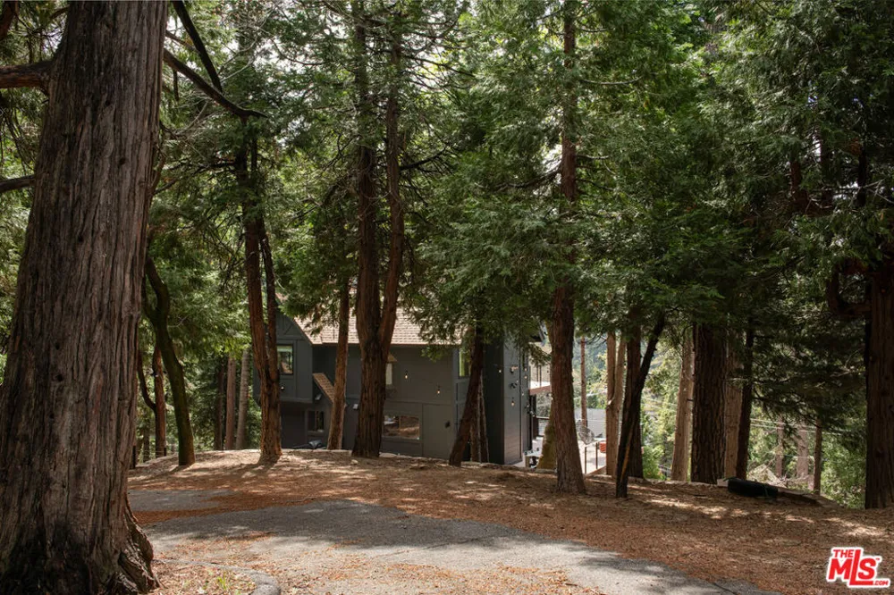 413 Cimarron Lane Lake Arrowhead, CA 92352