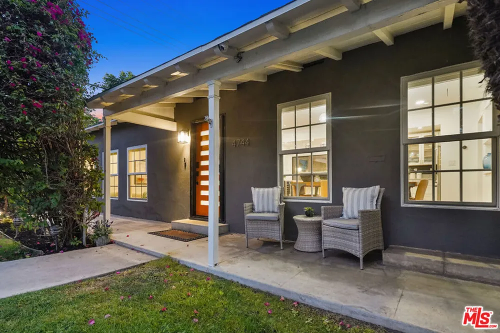 4744 Camellia Avenue Valley Village, CA 91602