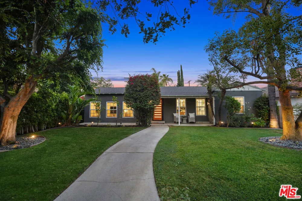 4744 Camellia Avenue Valley Village, CA 91602