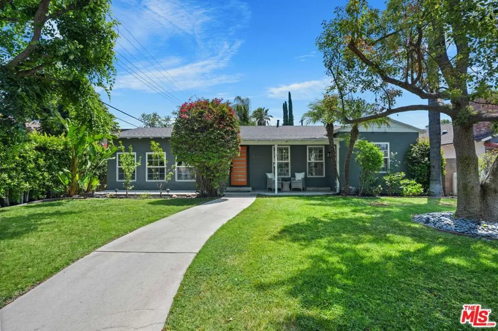 4744 Camellia Avenue Valley Village, CA 91602