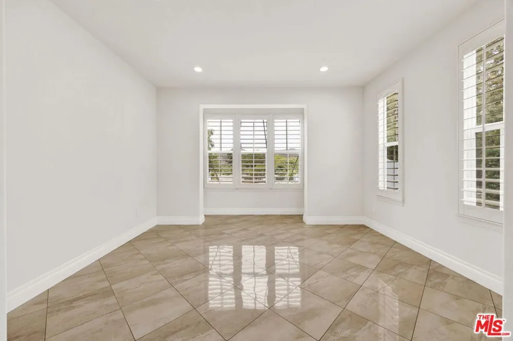 680 Adirondack Lane Claremont, CA 91711