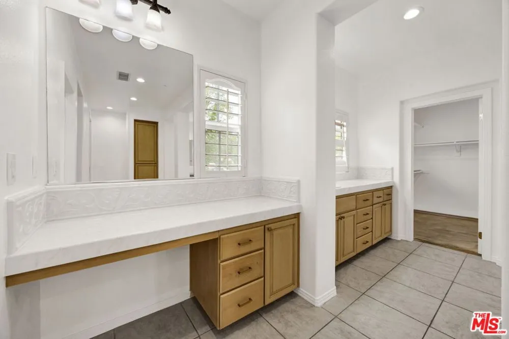680 Adirondack Lane Claremont, CA 91711