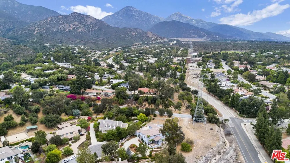 680 Adirondack Lane Claremont, CA 91711