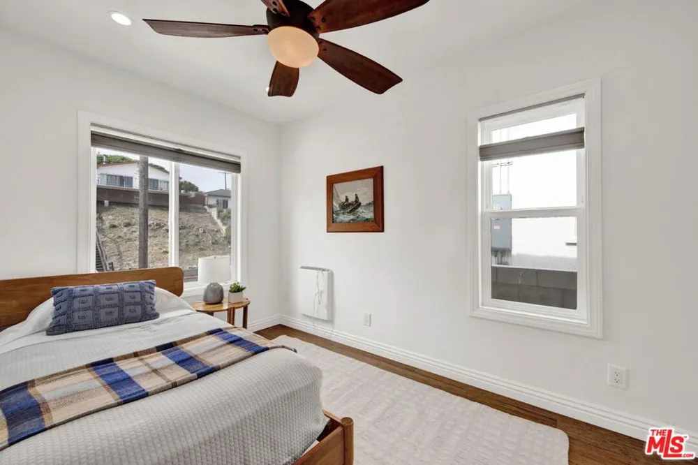 878 W 21st Street San Pedro, CA 90731