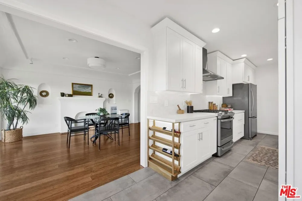 878 W 21st Street San Pedro, CA 90731