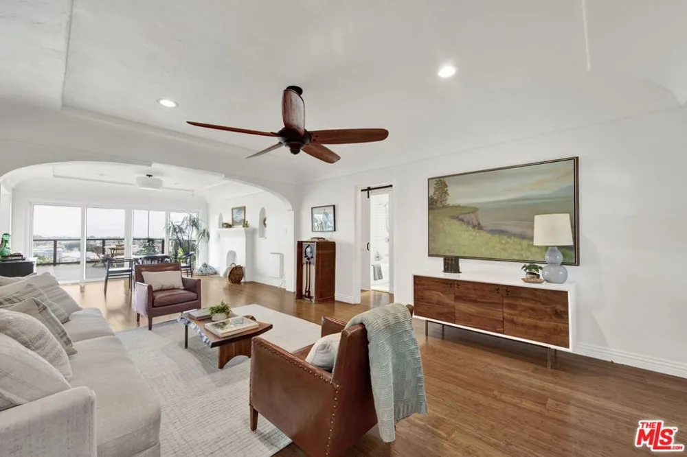 878 W 21st Street San Pedro, CA 90731