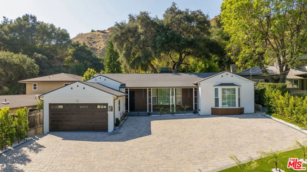 2727 Hollister Terrace Glendale, CA 91206