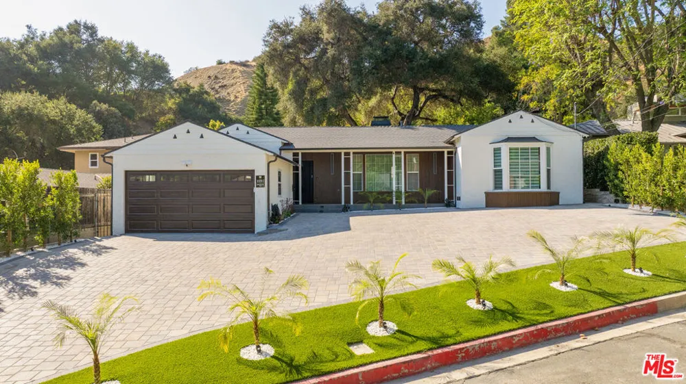 2727 Hollister Terrace Glendale, CA 91206