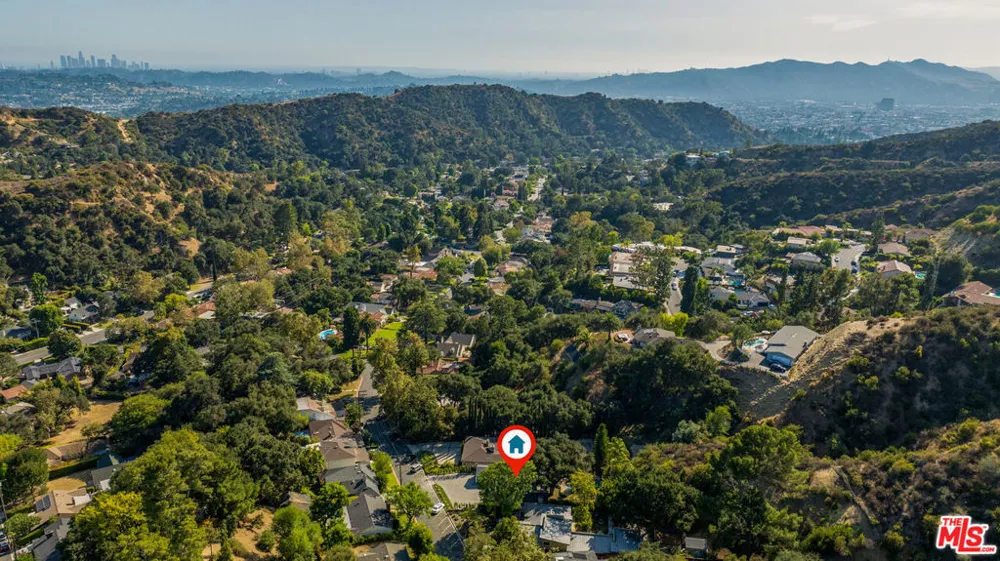 2727 Hollister Terrace Glendale, CA 91206