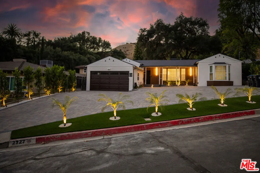 2727 Hollister Terrace Glendale, CA 91206