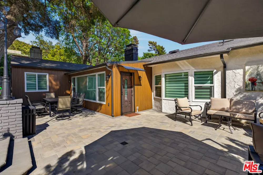 2727 Hollister Terrace Glendale, CA 91206