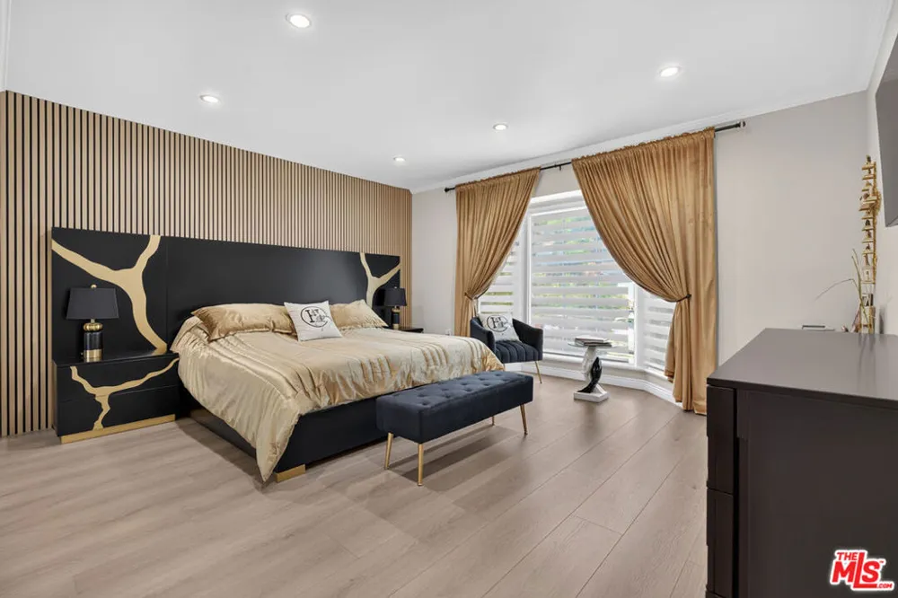 2727 Hollister Terrace Glendale, CA 91206