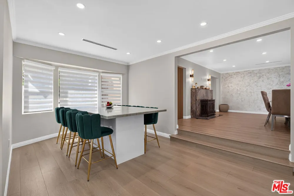 2727 Hollister Terrace Glendale, CA 91206