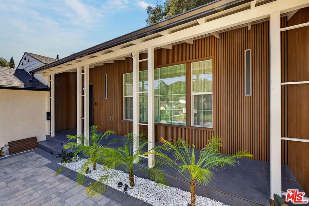 2727 Hollister Terrace Glendale, CA 91206