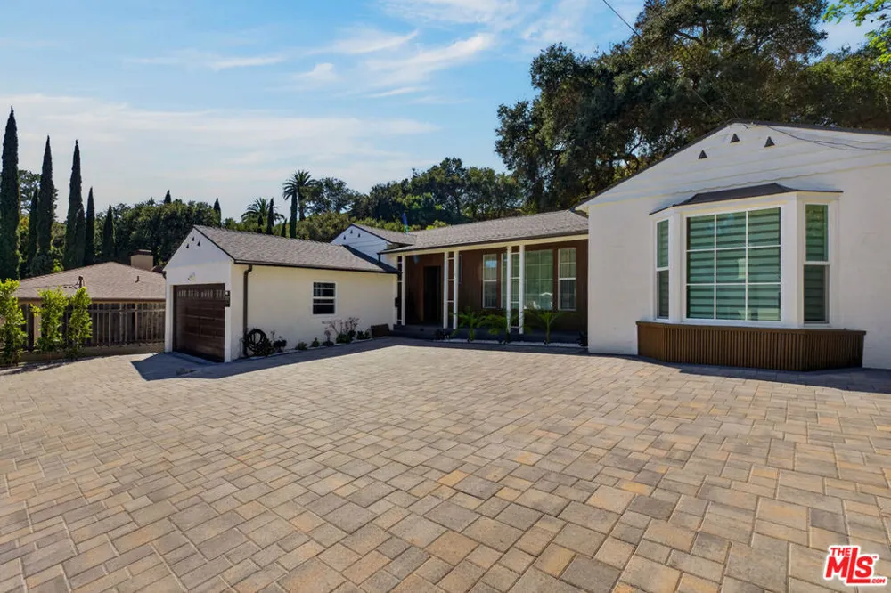2727 Hollister Terrace Glendale, CA 91206