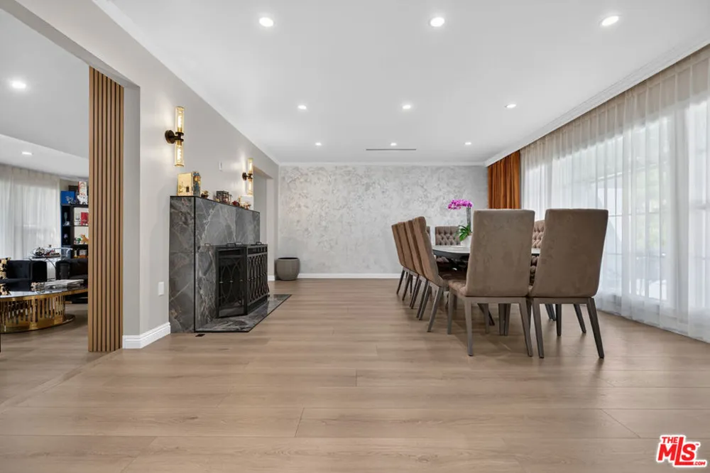 2727 Hollister Terrace Glendale, CA 91206