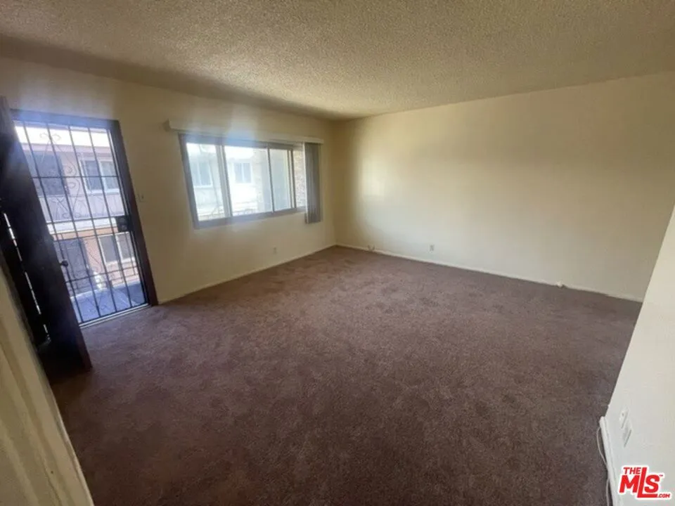 628 S Osage Avenue #7 Inglewood, CA 90301